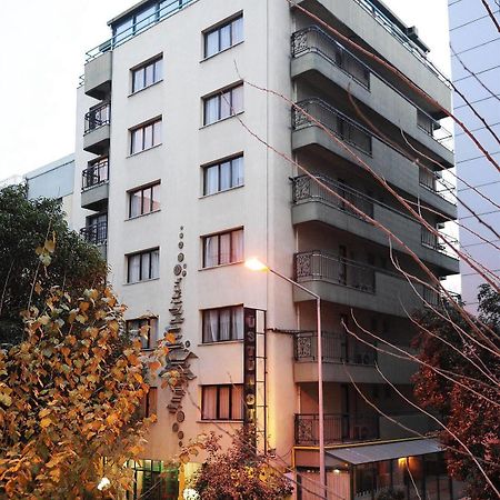 Uestuen Hotel Alsancak Измир Екстериор снимка