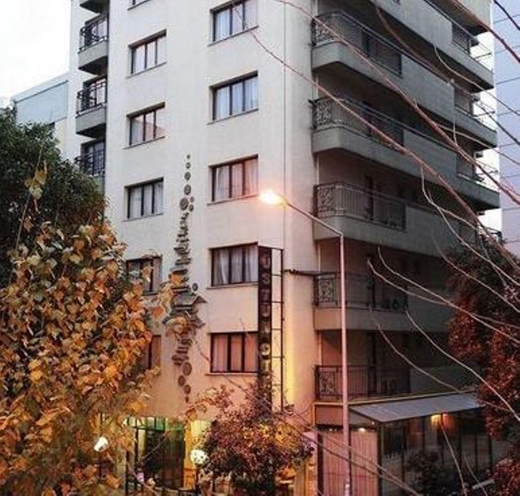 Uestuen Hotel Alsancak Измир Екстериор снимка
