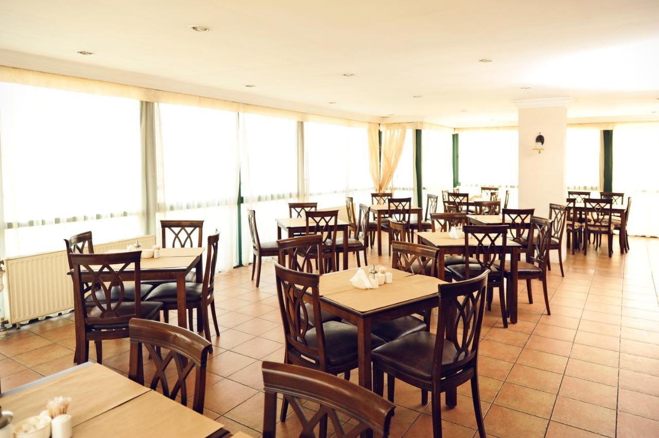 Uestuen Hotel Alsancak Измир Екстериор снимка